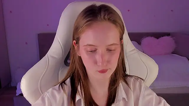 CrystalSoul  online show from November 2025 12:33:01 AM