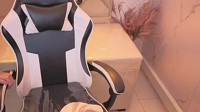 Snapshot of tamara_tp chatting on February 2026 12:35:01 PM tamara tp online show from February 2026 12:35:01 PM