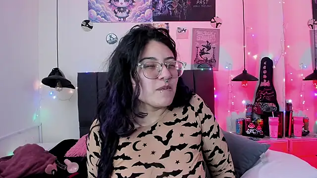SabrinaV  online show from May 2026 11:27:02 AM