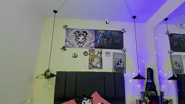 SabrinaV  online show from May 2026 11:25:01 AM
