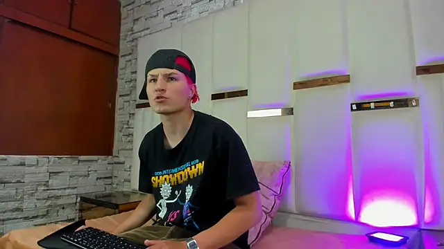 ANLLELOAndANGELA online show from December 2025 05:22:02 PM