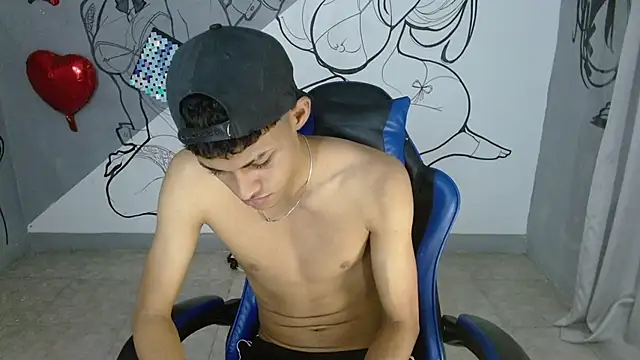 deivid bigcock1 online show from September 2025 12:49:01 AM