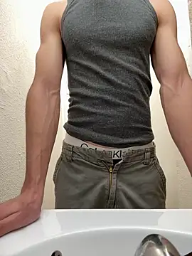 gymratforyouu online show from September 2025 02:35:01 AM