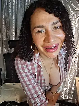 Snapshot of Lina_444 chatting on November 2025 11:41:01 PM Lina 444 online show from November 2025 11:41:01 PM