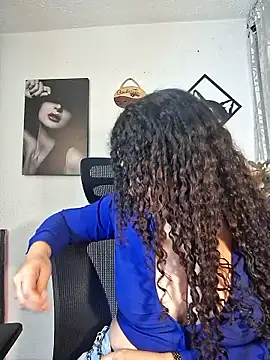 Snapshot of Lina_444 chatting on January 2026 01:32:01 AM Lina 444 online show from January 2026 01:32:01 AM