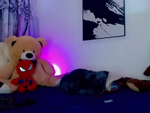 Snapshot of Julia_Bulette1 chatting on December 2025 02:35:01 PM Julia Bulette1 online show from December 2025 02:35:01 PM