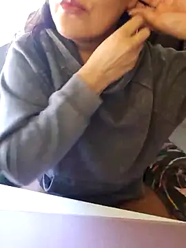 Snapshot of sw33th3art chatting on October 2025 07:36:02 PM sw33th3art online show from October 2025 07:36:02 PM