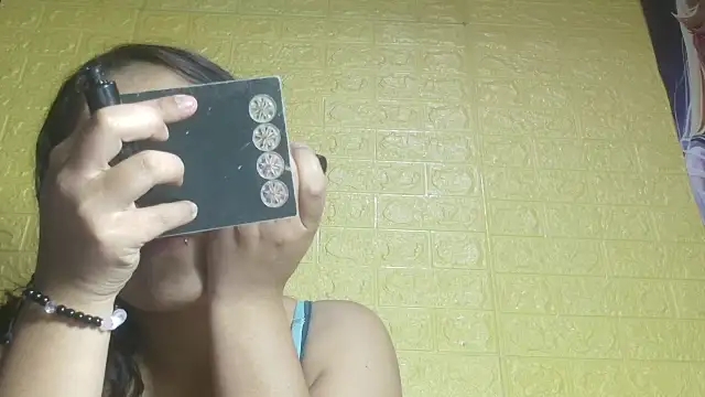 Snapshot of samantadpfisting chatting on October 2025 06:43:01 PM samantadpfisting online show from October 2025 06:43:01 PM