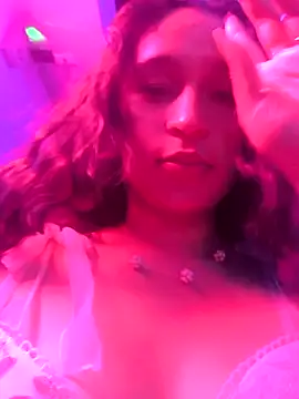 Snapshot of scarlettscott_ chatting on November 2025 11:03:01 PM scarlettscott online show from November 2025 11:03:01 PM