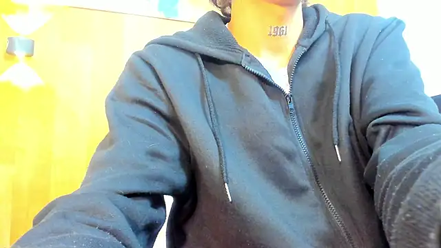 noah blake0 online show from September 2025 02:24:01 AM