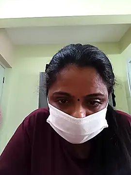 Snapshot of queendivya chatting on September 2025 08:52:02 AM queendivya online show from September 2025 08:52:02 AM