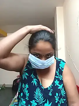 Snapshot of queendivya chatting on January 2026 10:58:02 PM queendivya online show from January 2026 10:58:02 PM