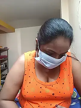 Snapshot of queendivya chatting on January 2026 07:23:02 AM queendivya online show from January 2026 07:23:02 AM