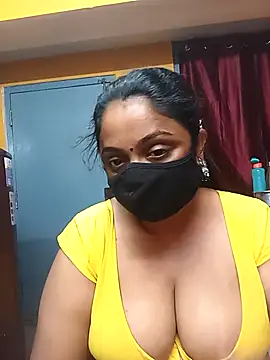 queendivya online show from March 2026 10:58:01 PM