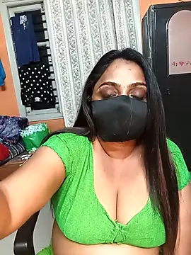 queendivya online show from May 2026 06:02:02 PM