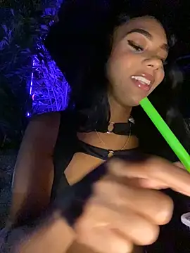 Snapshot of Savannahfisher chatting on February 2026 01:32:01 AM Savannahfisher online show from February 2026 01:32:01 AM