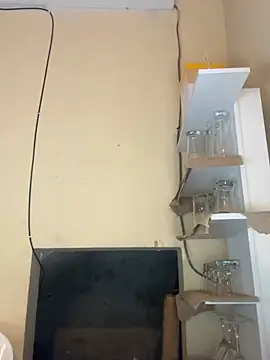 Snapshot of Noamilk chatting on February 2026 11:42:02 PM Noamilk online show from February 2026 11:42:02 PM