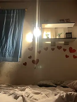 Snapshot of Noamilk chatting on February 2026 09:17:01 AM Noamilk online show from February 2026 09:17:01 AM