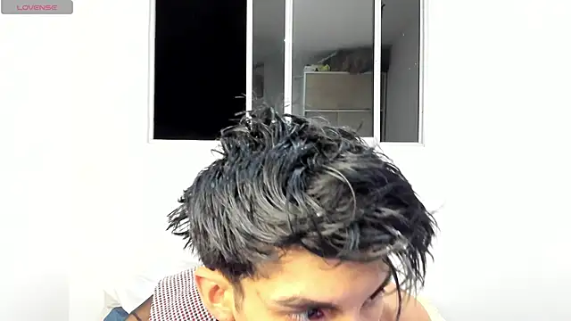 Erick Velveth online show from May 2026 05:37:02 AM