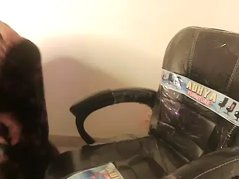 bold kiara online show from February 2026 04:44:01 AM