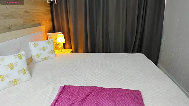 Alisa Glamour online show from October 2025 12:47:01 PM