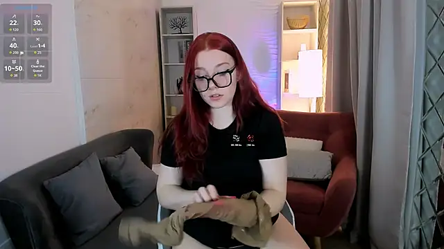 Snapshot of Layla_Glam chatting on April 2026 01:39:02 PM Layla Glam online show from April 2026 01:39:02 PM