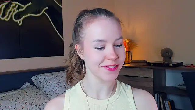 Snapshot of MaliaBourraine chatting on March 2026 09:46:01 AM MaliaBourraine online show from March 2026 09:46:01 AM