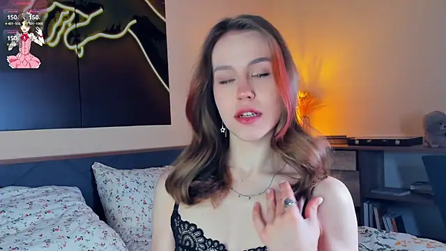 Snapshot of MaliaBourraine chatting on March 2026 07:23:01 AM MaliaBourraine online show from March 2026 07:23:01 AM