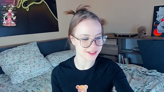 Snapshot of MaliaBourraine chatting on March 2026 07:12:02 AM MaliaBourraine online show from March 2026 07:12:02 AM