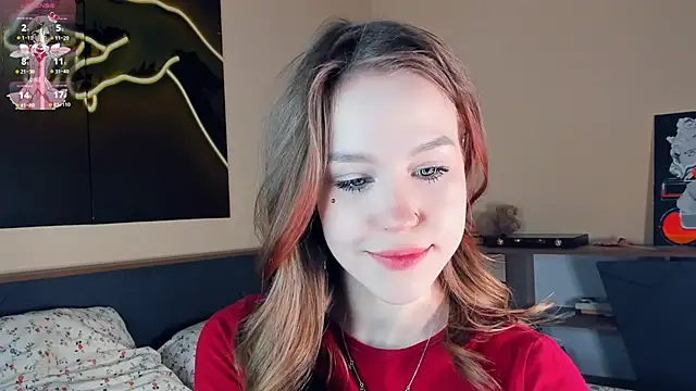 Snapshot of MaliaBourraine chatting on March 2026 06:06:02 AM MaliaBourraine online show from March 2026 06:06:02 AM