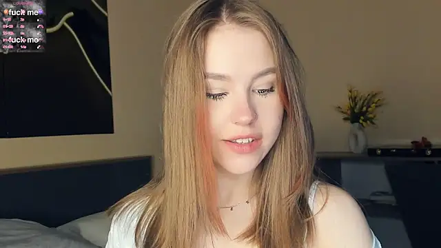 Snapshot of MaliaBourraine chatting on April 2026 07:25:02 AM MaliaBourraine online show from April 2026 07:25:02 AM