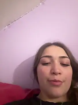 EllaClarke online show from April 2026 07:22:01 PM