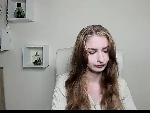 NinaBlond1 online show from October 2025 05:52:02 AM