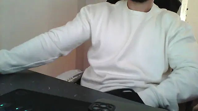 yourfantasy777 online show from November 2025 04:33:01 PM