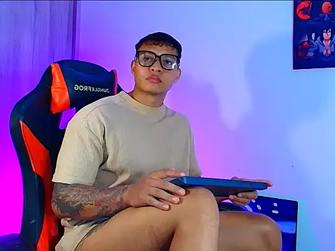 evan greey online show from November 2025 12:31:01 AM