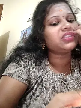 sweetqueen143 online show from September 2025 03:28:01 PM