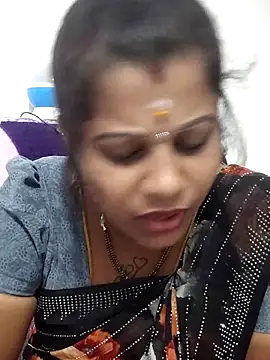 sweetqueen143 online show from May 2026 12:54:01 PM