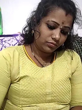sweetqueen143 online show from May 2026 09:54:01 PM