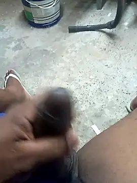 Snapshot of preto3561 chatting on January 2026 04:45:02 PM preto3561 online show from January 2026 04:45:02 PM