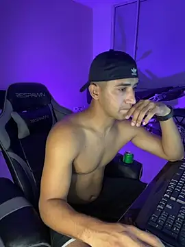 maxx 027 online show from October 2025 04:11:01 AM