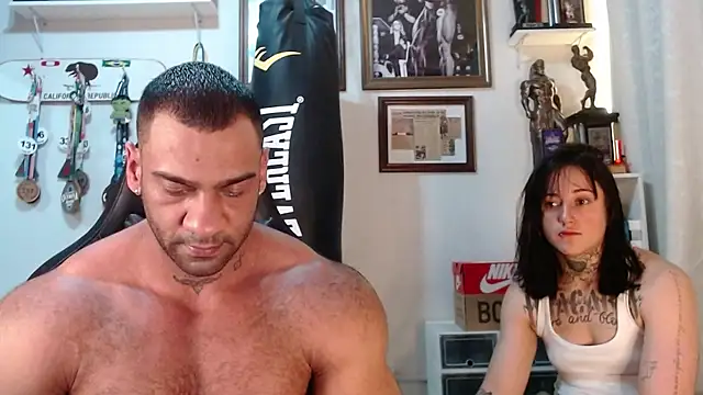 henryhadesflirt online show from December 2025 09:56:01 PM