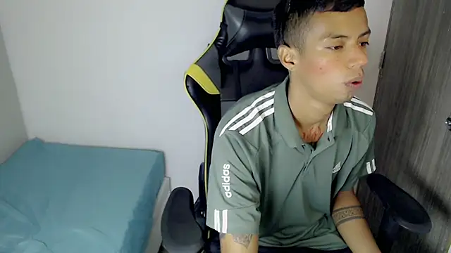 Snapshot of Nando_coll chatting on October 2025 11:35:01 AM Nando coll online show from October 2025 11:35:01 AM