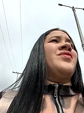 Cloe 27 online show from October 2025 07:03:01 PM