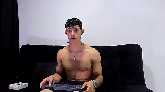 Snapshot of jey_cox23 chatting on January 2026 11:01:02 AM jey cox23 online show from January 2026 11:01:02 AM