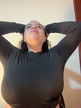 Aphrill online show from March 2026 08:41:02 PM