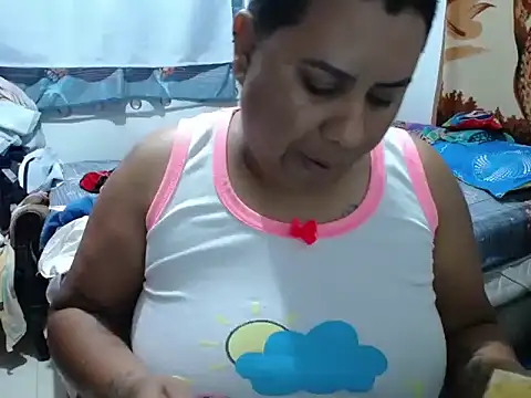 hotlesby valery online show from May 2026 02:56:01 PM