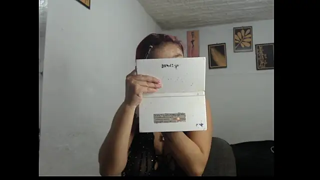 Emily babybo online show from October 2025 09:30:01 PM