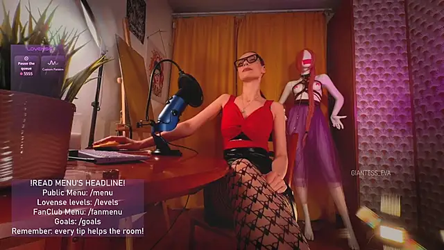 Giantess Eva online show from May 2026 07:21:02 PM