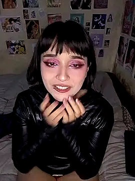 lucianasama online show from September 2025 03:21:01 AM