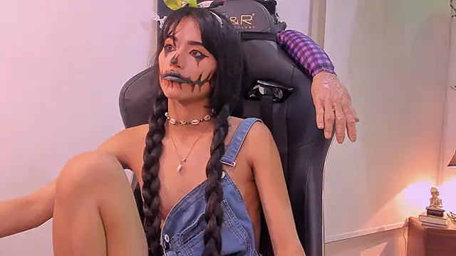 Rouse Monroe online show from October 2025 05:27:02 AM